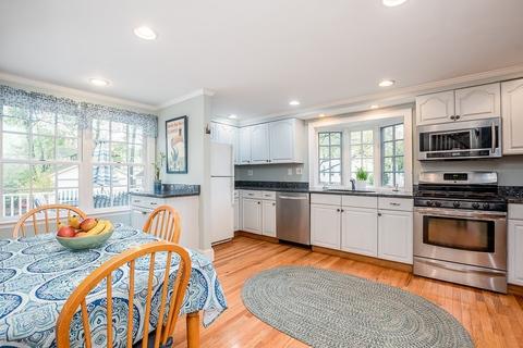 111 Jefferson St, Dedham, MA 02026 photo 10