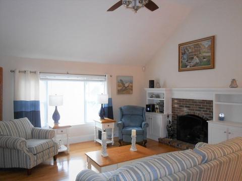 250 Eisenhower Dr, Barnstable, MA 02635 photo 9