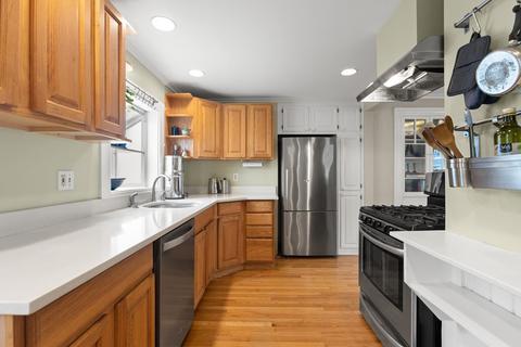 24 Roosevelt St, Maynard, MA 01754 photo 14