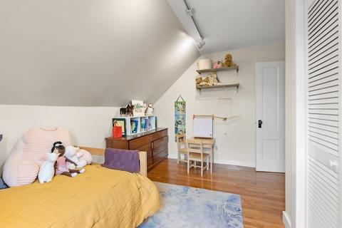 24 Roosevelt St, Maynard, MA 01754 photo 18