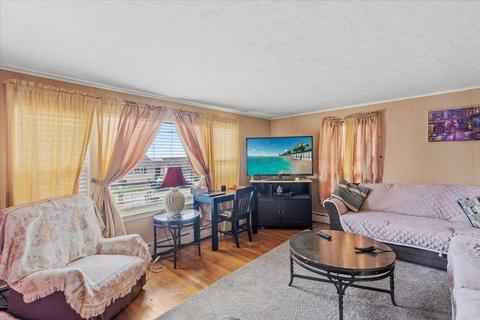 31 Huron Ave, Worcester, MA 01605 photo 9