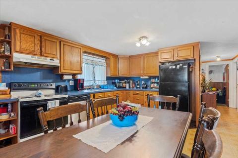 31 Huron Ave, Worcester, MA 01605 photo 11