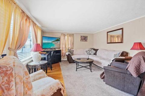 31 Huron Ave, Worcester, MA 01605 photo 10