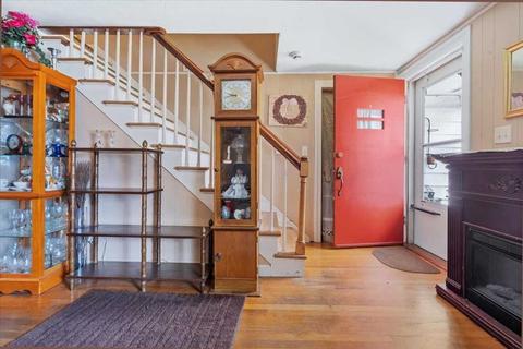 31 Huron Ave, Worcester, MA 01605 photo 7