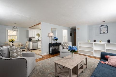 155 Spring St, Hanover, MA 02339 photo 2