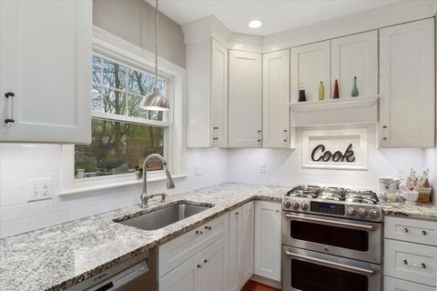 46 Rhoades Ave, Walpole, MA 02032 photo 16
