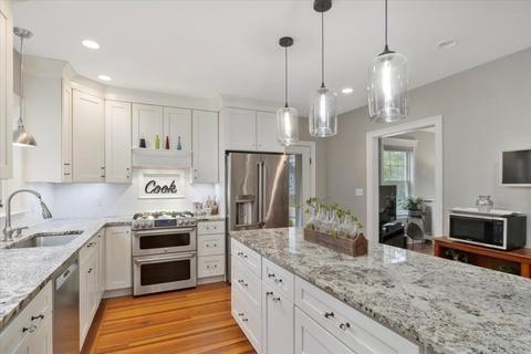 46 Rhoades Ave, Walpole, MA 02032 photo 17