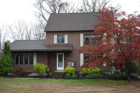 104 Fuller Rd, Chicopee, MA 01020 photo 1