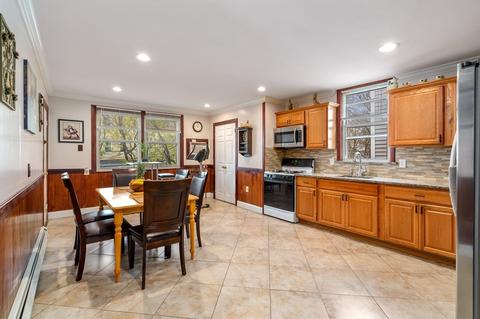 291 Eagle St, Boston, MA 02128 photo 3