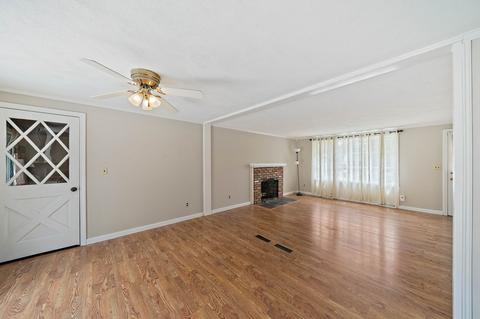 80 White St, Raynham, MA 02767 photo 5