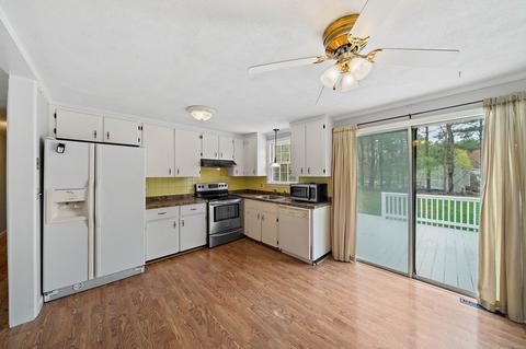 80 White St, Raynham, MA 02767 photo 3