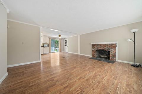 80 White St, Raynham, MA 02767 photo 6