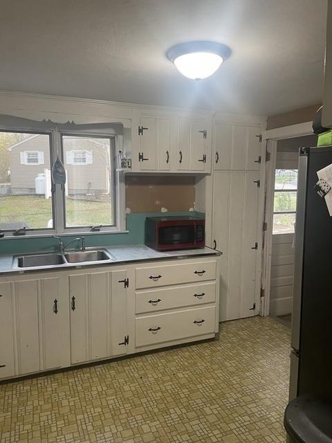 61 Plumtree Cir, Springfield, MA 01118 photo 8