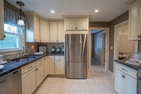11 Ashbrook St, Springfield, MA 01118 photo 14