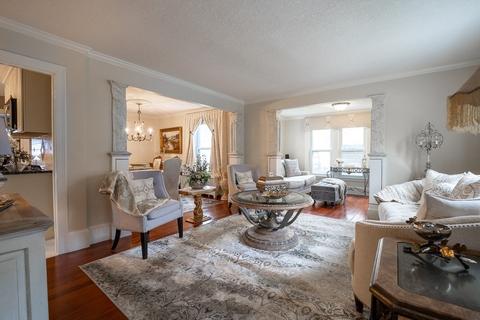 11 Ashbrook St, Springfield, MA 01118 photo 4