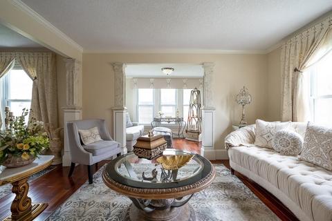 11 Ashbrook St, Springfield, MA 01118 photo 5