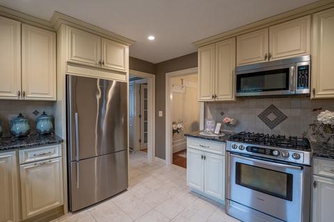11 Ashbrook St, Springfield, MA 01118 photo 16