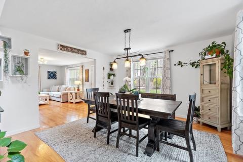 32 Randall Rd, Stow, MA 01775 photo 14