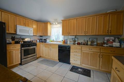 10 Friend St, Gloucester, MA 01930 photo 3