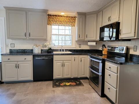 12 Teller Dr, Ashland, MA 01721 photo 12