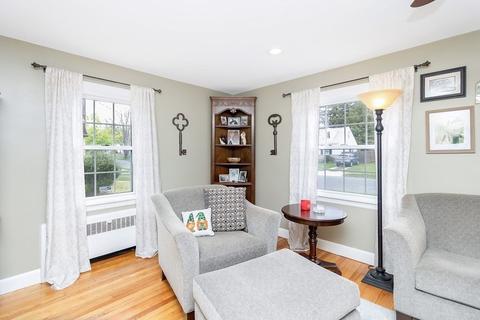 64 Audubon St, Springfield, MA 01108 photo 6