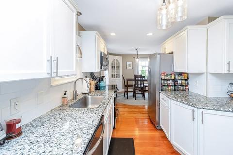 64 Audubon St, Springfield, MA 01108 photo 17