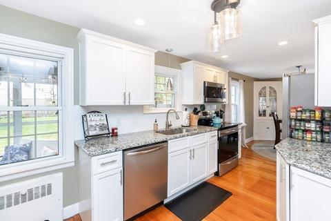 64 Audubon St, Springfield, MA 01108 photo 16