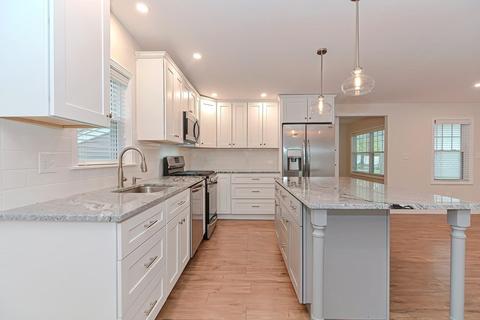 20 Trinity St, Danvers, MA 01923 photo 13