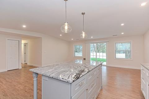 20 Trinity St, Danvers, MA 01923 photo 12
