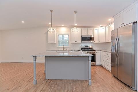20 Trinity St, Danvers, MA 01923 photo 14
