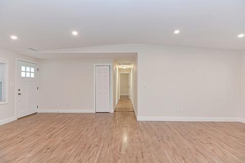 20 Trinity St, Danvers, MA 01923 photo 23