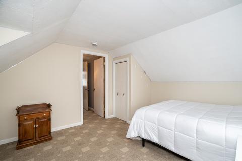 213 Cooper St, Springfield, MA 01108 photo 29