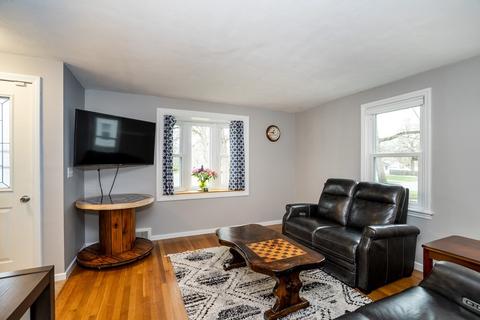 213 Cooper St, Springfield, MA 01108 photo 12