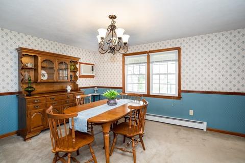 5 Gourley Rd, Springfield, MA 01129 photo 9