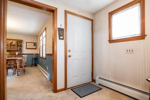 5 Gourley Rd, Springfield, MA 01129 photo 4