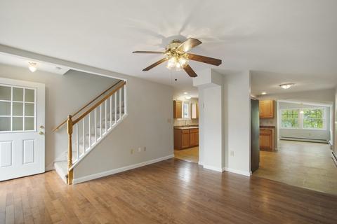 53 Clark St, Clinton, MA 01510 photo 3