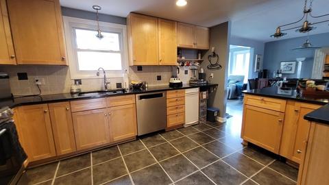 185 Evelyn Rd, Needham, MA 02494 photo 2
