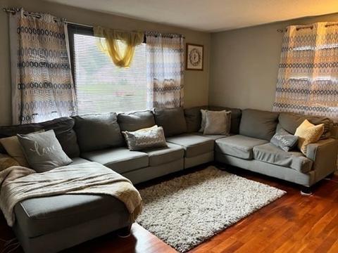 37 Greentree Cir, Springfield, MA 01108 photo 5