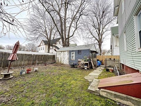 16 Grove St, Springfield, MA 01107 photo 12