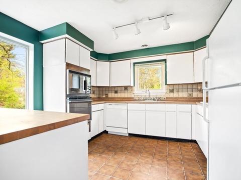 4 Kingman Rd, Acton, MA 01720 photo 11