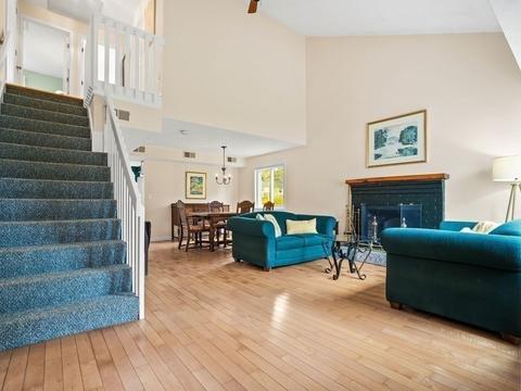 4 Kingman Rd, Acton, MA 01720 photo 3