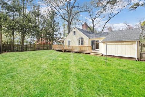 15 Maxwell Pl, Springfield, MA 01118 photo 36
