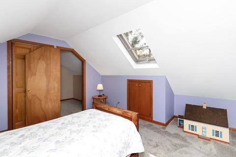 15 Maxwell Pl, Springfield, MA 01118 photo 29
