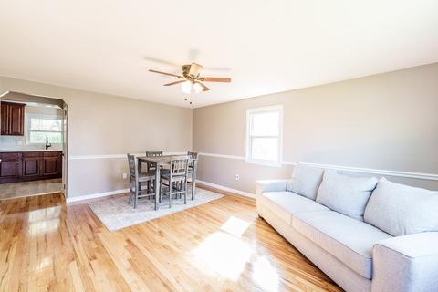 88 Cora Ave, Chicopee, MA 01013 photo 8
