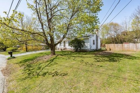 6 Kingsberry Ln, Ware, MA 01082 photo 2