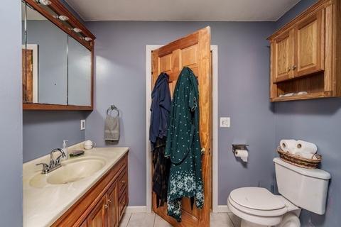 6 Kingsberry Ln, Ware, MA 01082 photo 21