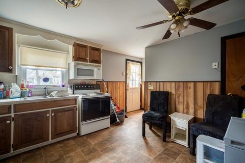 109 Middle St, Springfield, MA 01104 photo 5