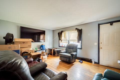 109 Middle St, Springfield, MA 01104 photo 4