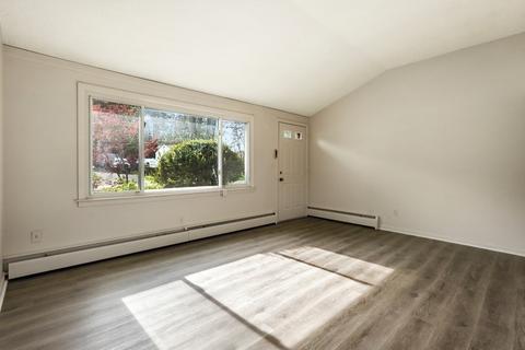 115 Treetop Ave, Springfield, MA 01118 photo 5