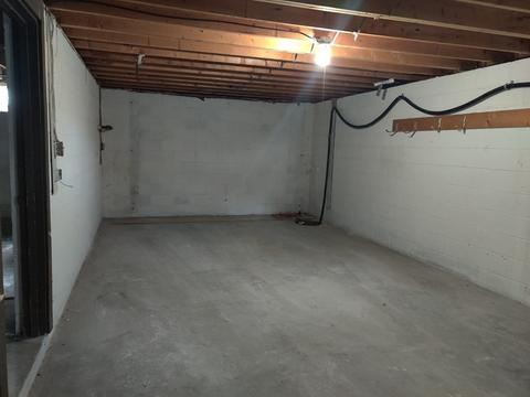 173 Wrentham Rd, Springfield, MA 01119 photo 13